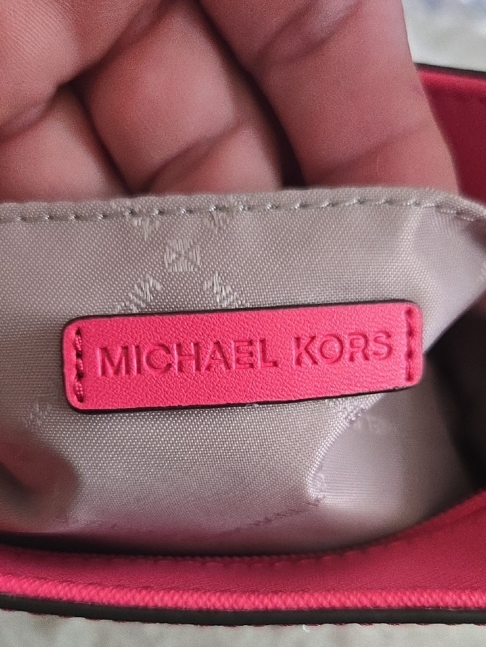 Michael Kors Jet Set Travel Crossbody Bag in Hot Pink - Picture 5 of 5